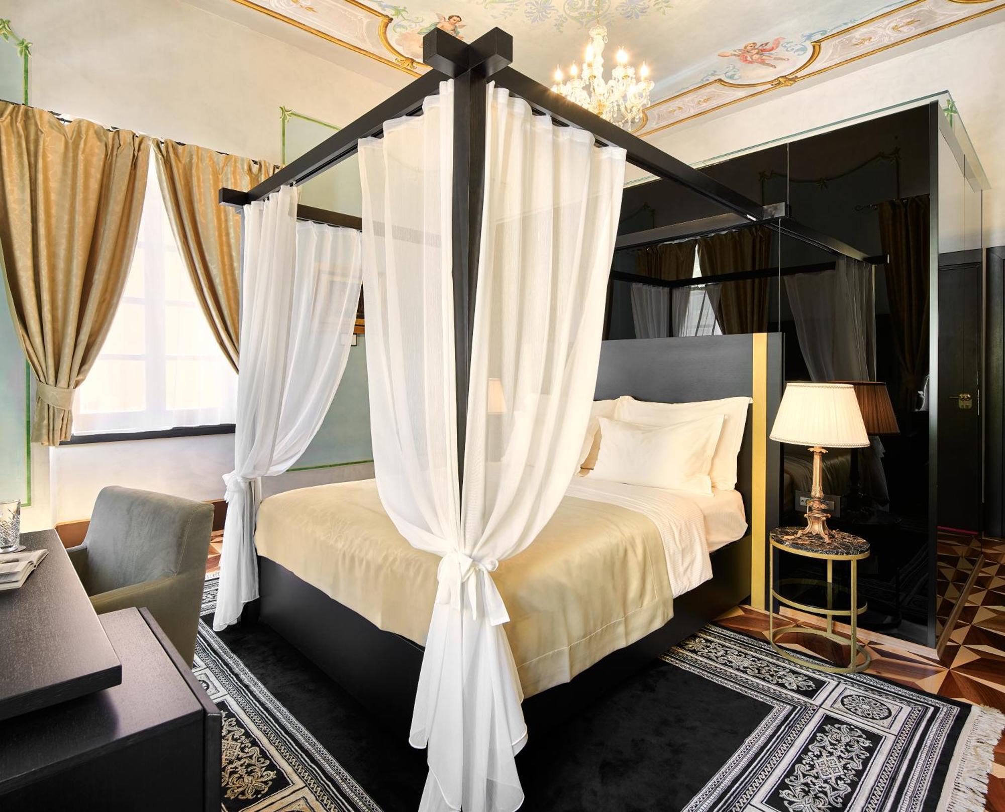 King Kresimir Heritage Hotel (Adults Only) シベニク エクステリア 写真